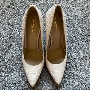 Coach Leather Pumps in Ivory